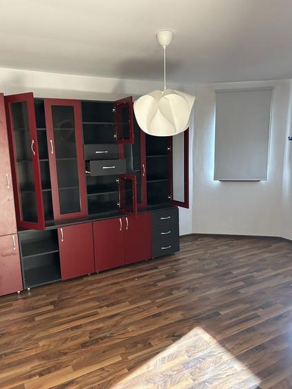Casă cu 4 camere în Horia