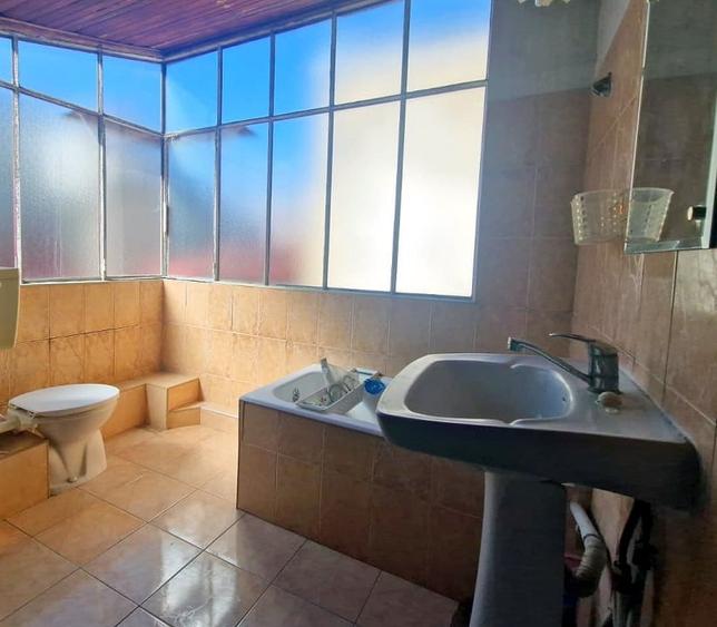 Apartament cu 4 camere decomandat, mobilat în Universitate