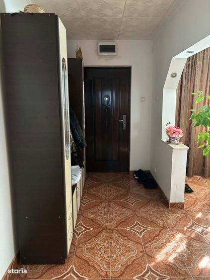 Casă cu 3 camere cu Teren 220 Mp în Central