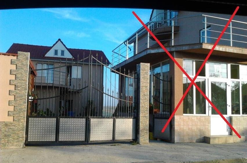 Casă cu 7 camere cu Garaj în Lăzăreni