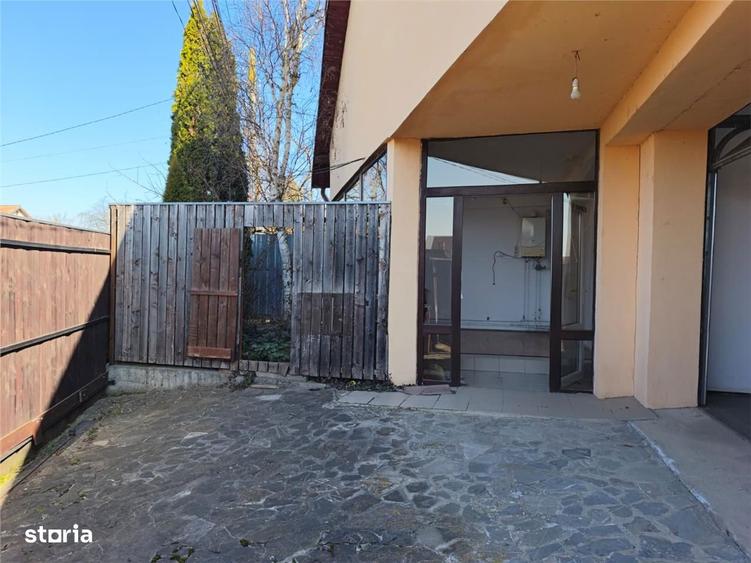 Casă cu 4 camere cu Teren 1255 Mp în 7 Noiembrie
