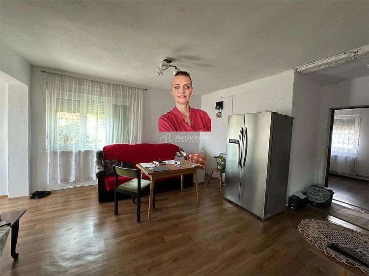Casă cu Teren 1438 Mp în Central