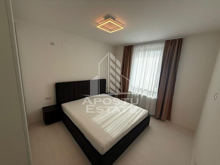Apartament cu 2 camere nedecomandat, mobilat în Dumbrăvița