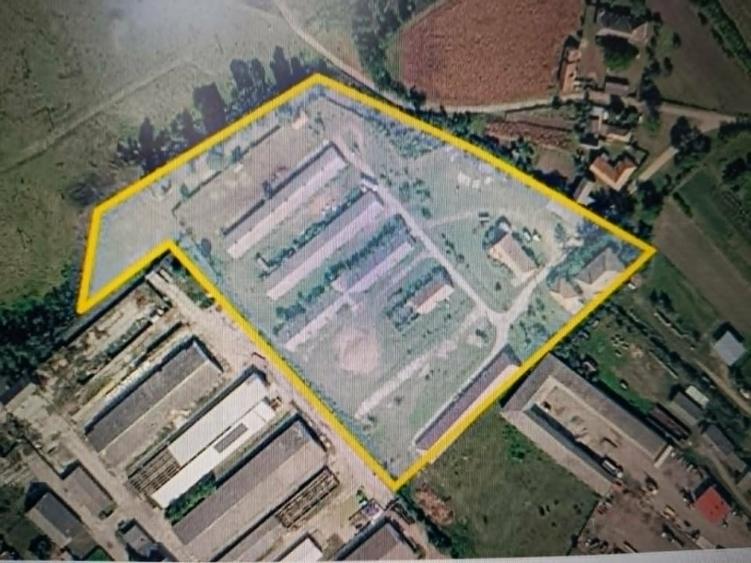 Spațiu industrial, de 4,000 mp, în Valea Mare