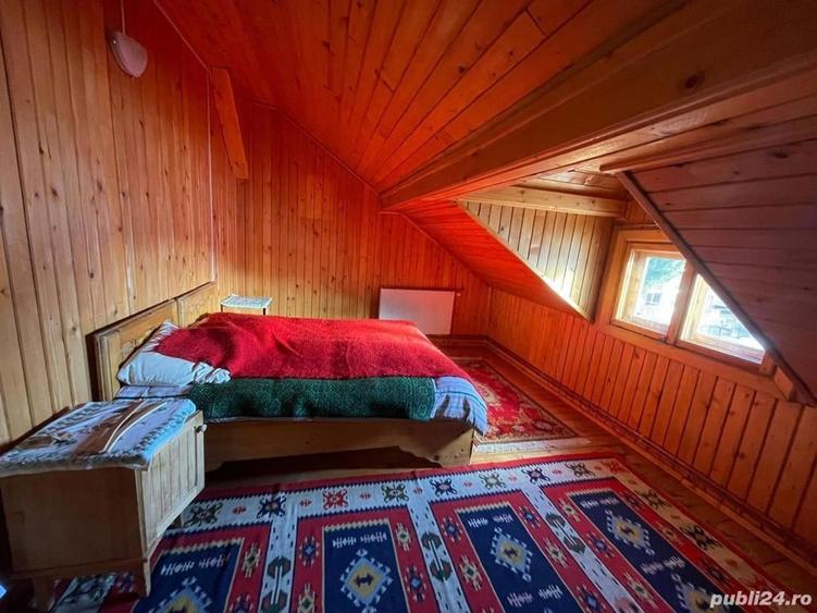 Casă cu 6 camere cu Teren 365 Mp în Zamora
