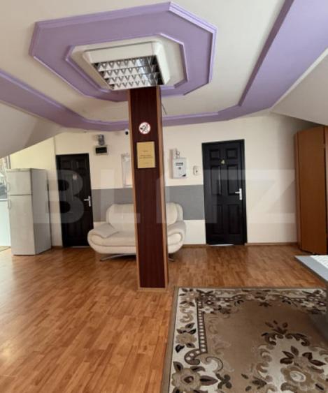 Apartament cu 5 camere decomandat în Central