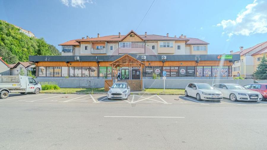 Spațiu comercial, de 170 mp, în Nord