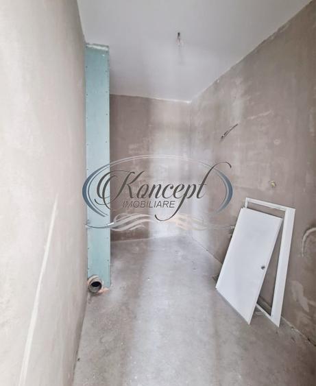 Apartament cu 3 camere semidecomandat în Iris