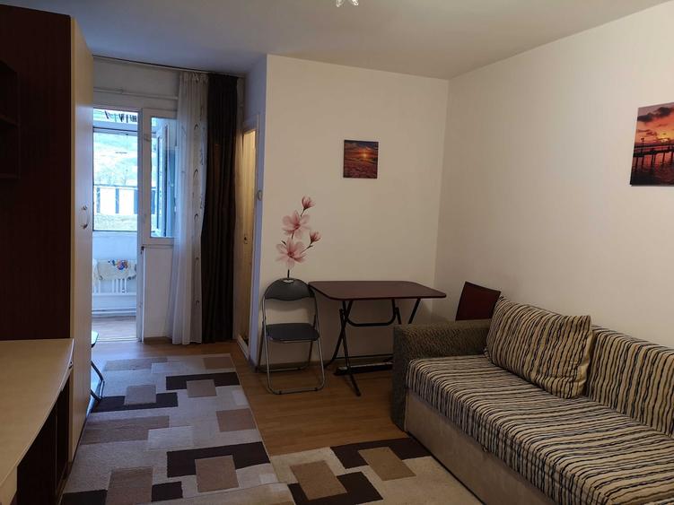Garsonieră decomandată în Alexandru cel Bun