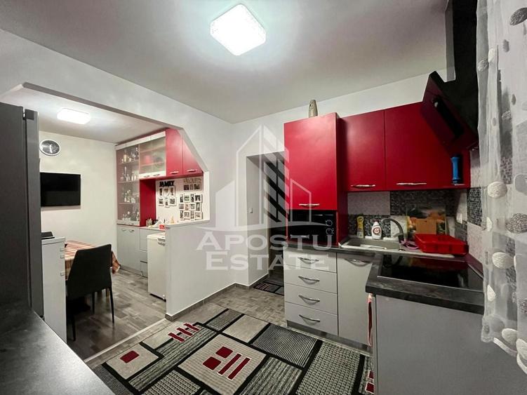 Apartament cu 2 camere decomandat, mobilat în Traian
