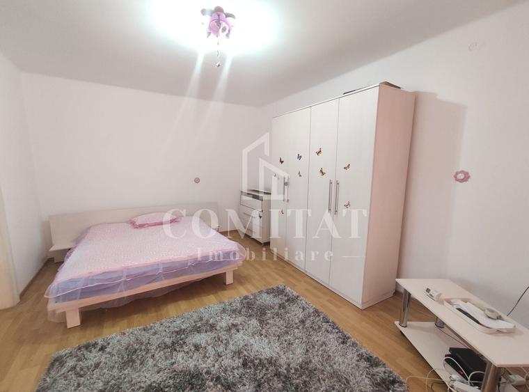Apartament cu 3 camere decomandat, mobilat în Zorilor