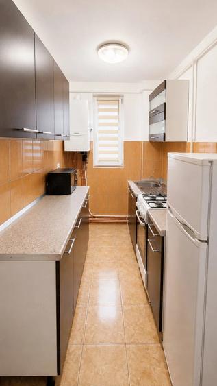 Apartament cu 3 camere decomandat în Mărăști
