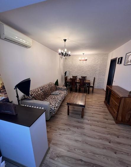 Apartament cu 2 camere decomandat în Colentina