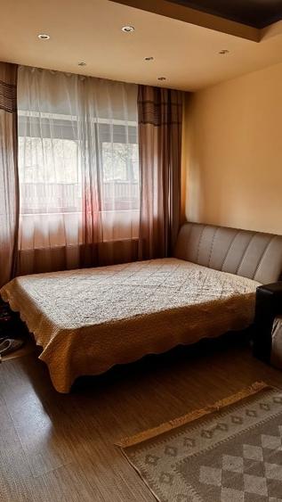 Garsonieră decomandată, mobilată în Zamora