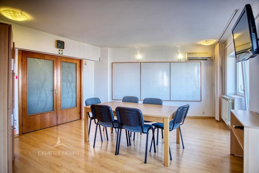 Birou, de 86 mp, în Unirii