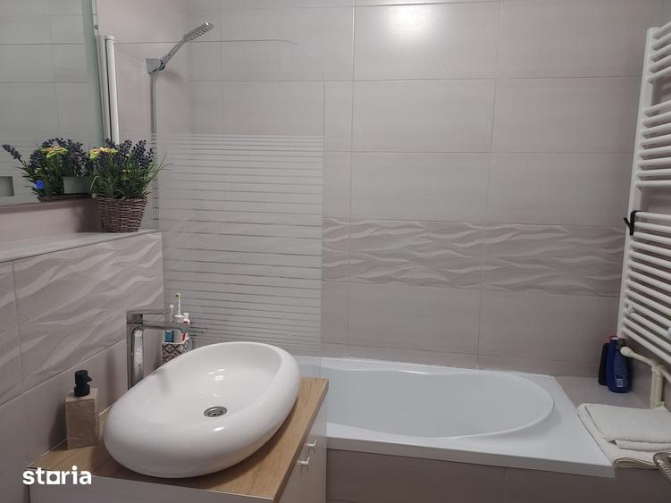 Apartament cu 2 camere decomandat în Obcini