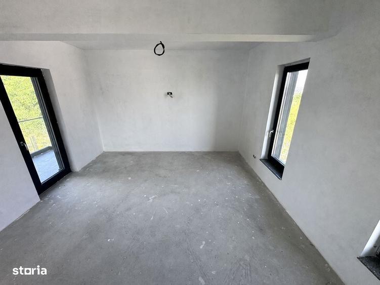 Casă cu 4 camere în Hlincea