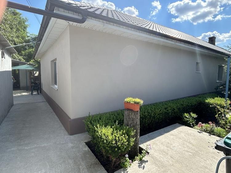 Casă cu 3 camere în Cobadin