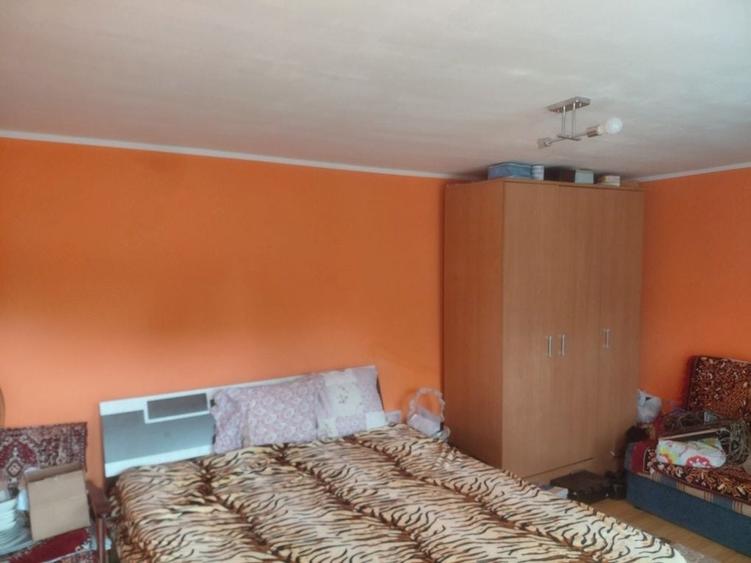 Casă cu 2 camere cu Teren 800 Mp în Exterior Vest