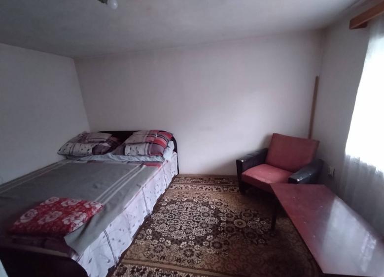 Casă cu 3 camere cu Teren 700 Mp în Central