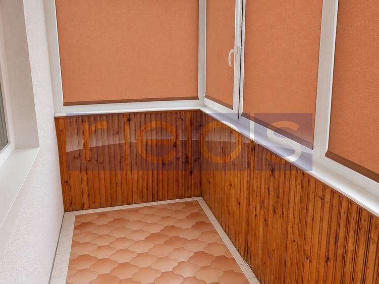 Apartament cu 2 camere decomandat, mobilat în Polonă