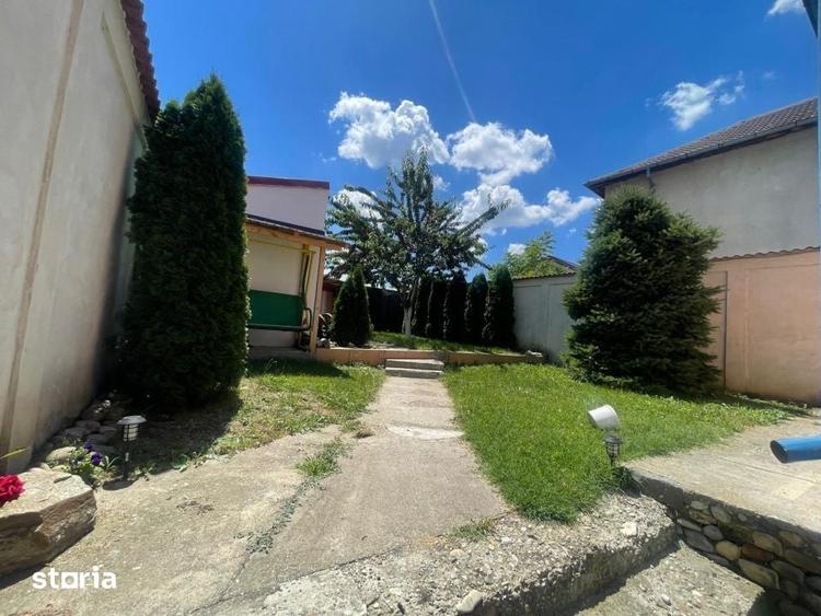 Casă cu 3 camere cu Teren 160 Mp în Central