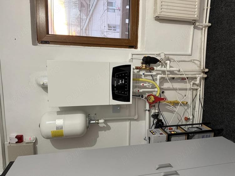 Spațiu comercial, de 1,977 mp, în Central