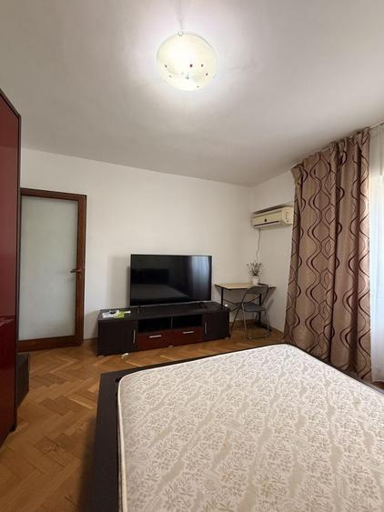 Garsonieră decomandată în Faleză
