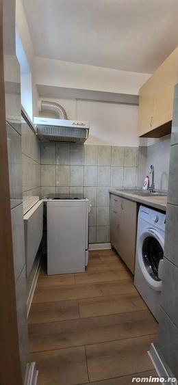 Garsonieră decomandată în Complex Studențesc