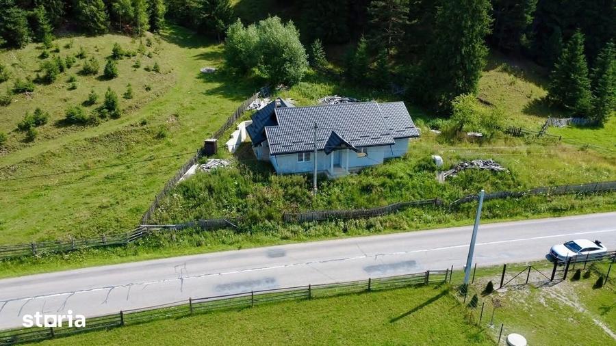 Casă cu 4 camere cu Teren 1200 Mp în Breaza