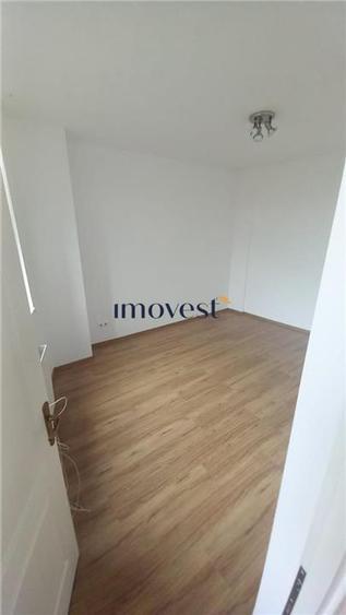 De inchiriat:Apartament gol  cu 2 camere in zona Centrala - 9