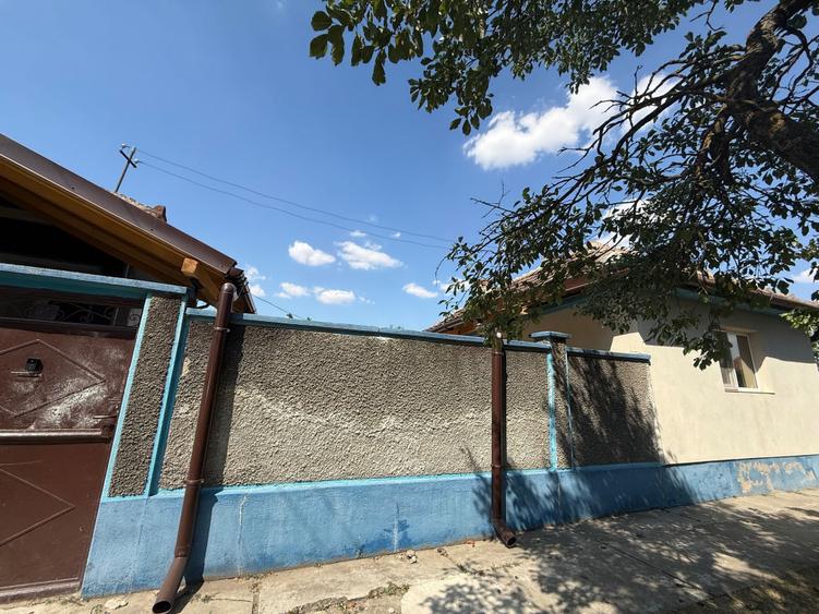 Casă cu 4 camere în Șofronea