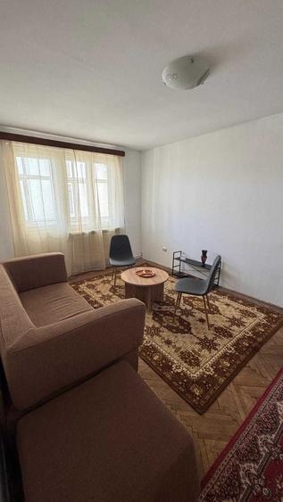 Apartament cu 2 camere semidecomandat în Ultracentral