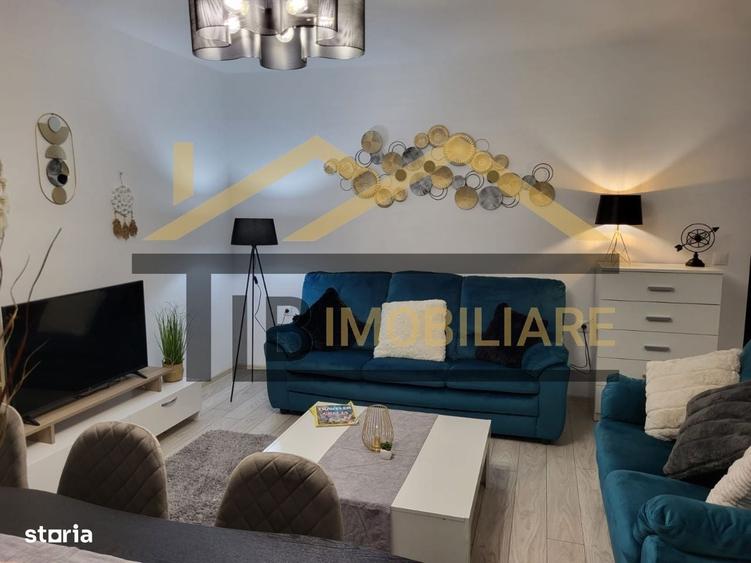 Apartament cu 3 camere semidecomandat în Libertății