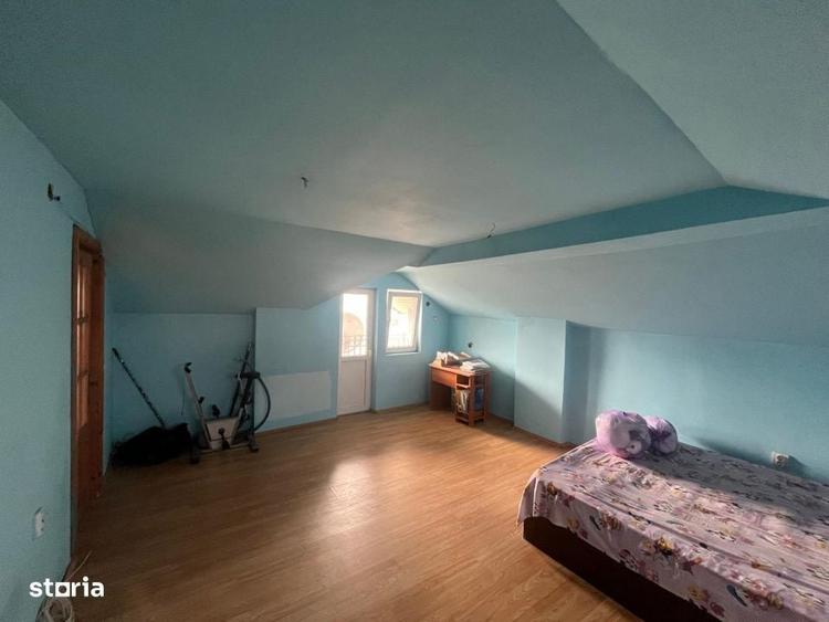 Casă cu 4 camere cu Teren 468 Mp în Bariera Vâlcii