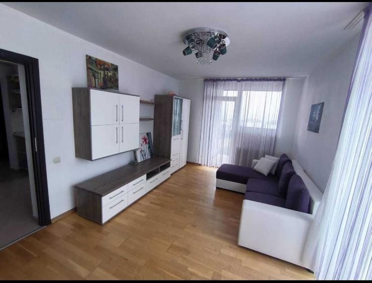 Apartament cu 2 camere semidecomandat în Exterior Vest