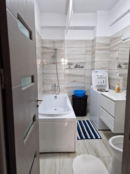Apartament cu 2 camere decomandat în Exterior Vest