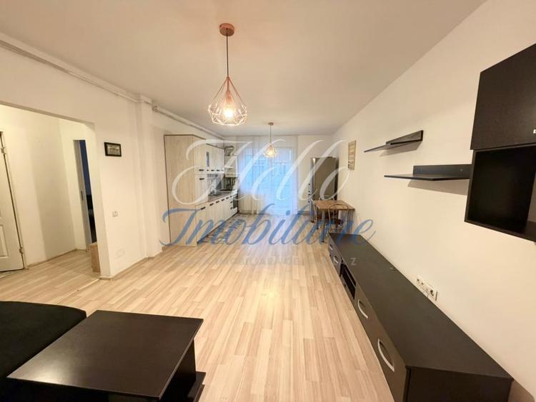 Apartament cu 2 camere semidecomandat în Florești