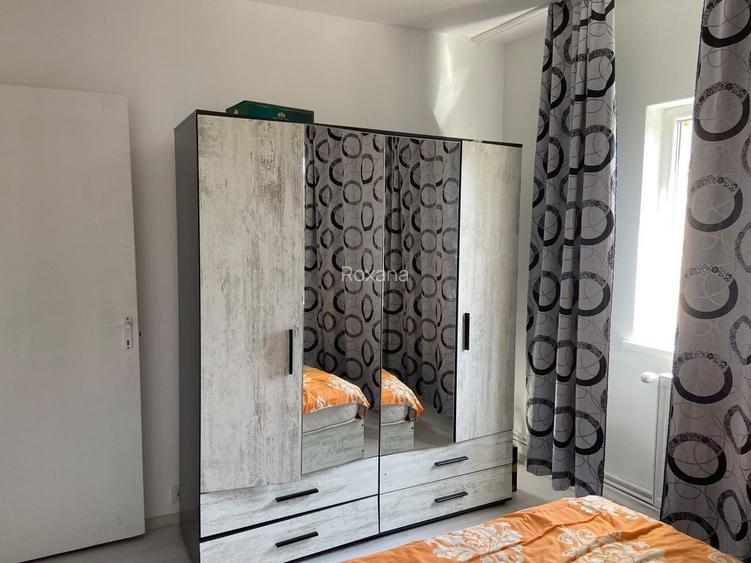Inchiriez apartament cu 2 camere zona Soarelui