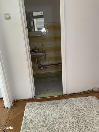 Apartament cu 3 camere în Albești
