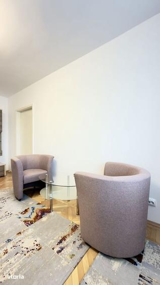 Apartament cu 2 camere, mobilat în Tei
