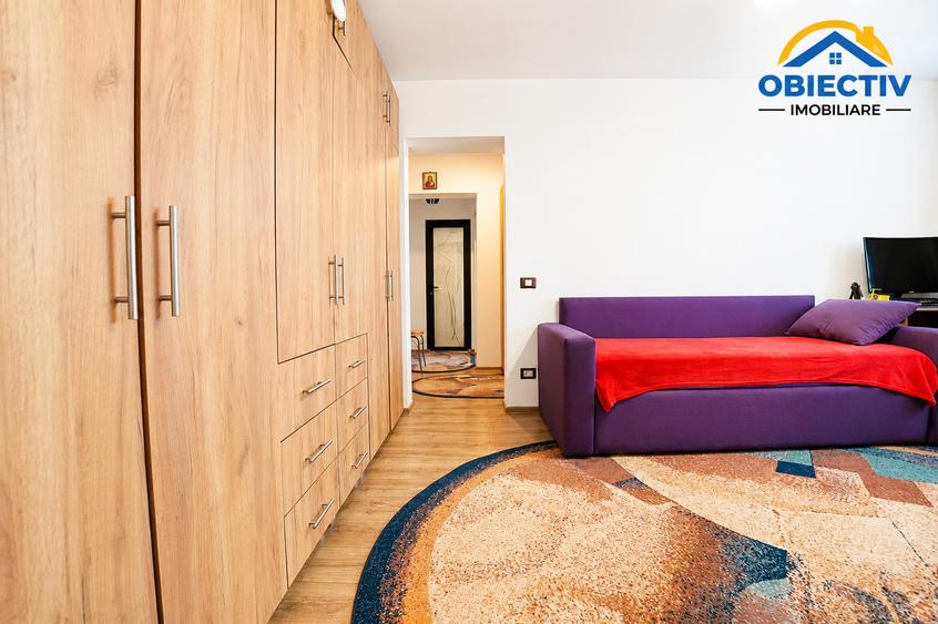 Apartament cu 3 camere semidecomandat în Dărmănești