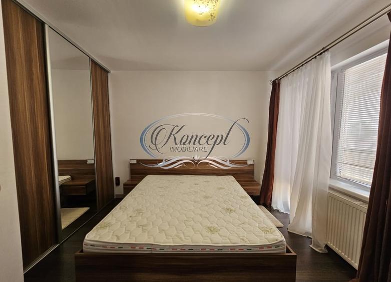 Duplex cu 5 camere cu Canalizare în Florești