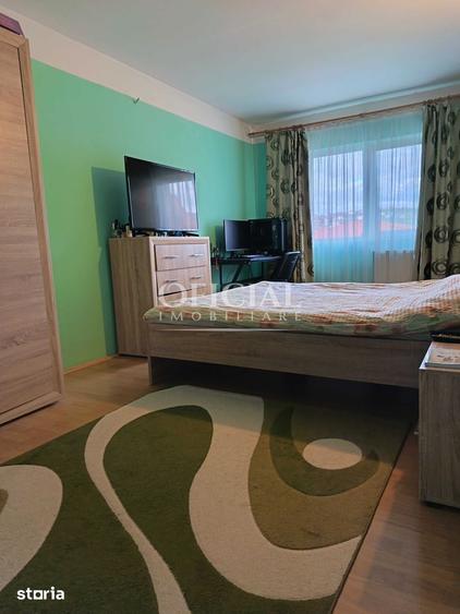 Casă cu 4 camere cu Teren 200 Mp în Borhanci