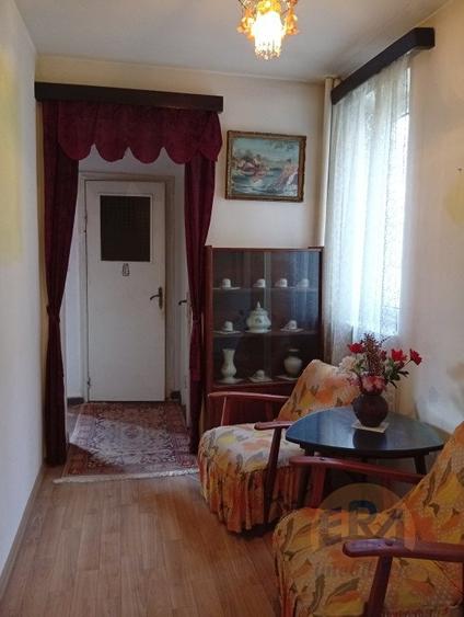 Apartament cu 3 camere decomandat în Rogerius