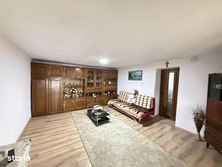 Casă cu 2 camere cu Teren 563 Mp în Horia