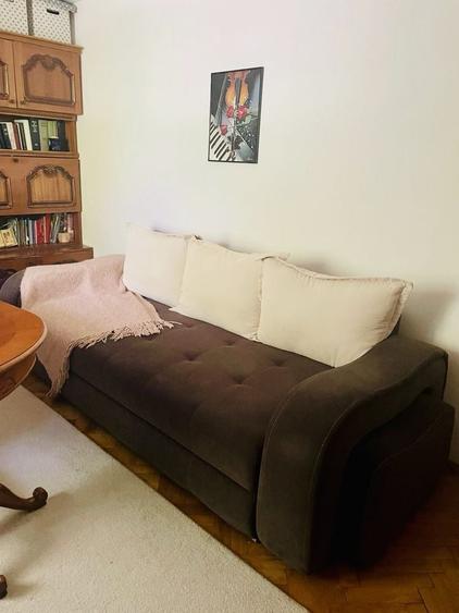 Apartament cu 3 camere decomandat în Central