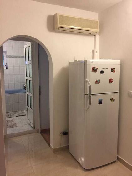 Apartament cu 2 camere decomandat în Nicolina