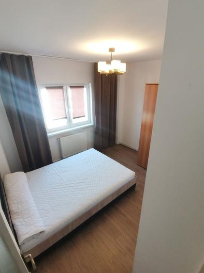 Apartament cu 2 camere decomandat în Exterior Vest