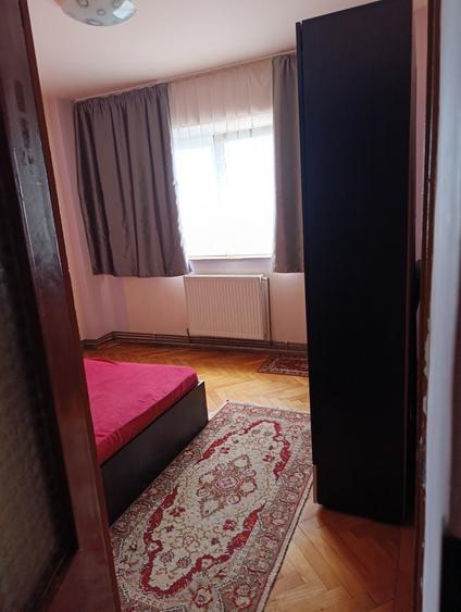 Apartament cu 2 camere decomandat în Exterior Vest